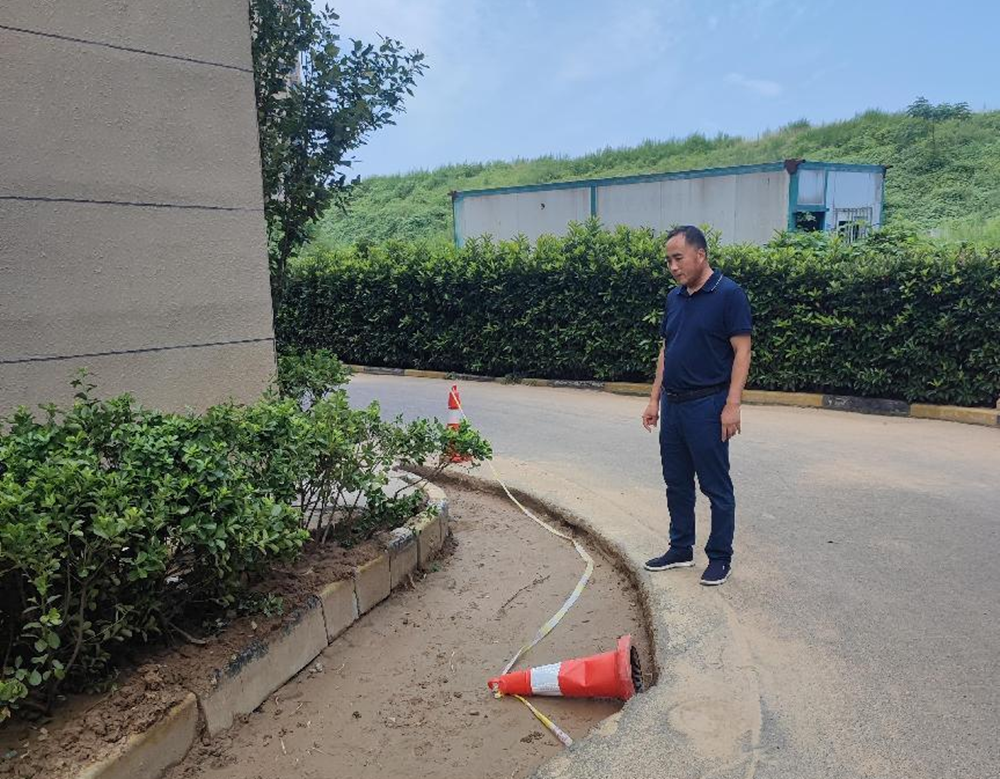 星空官方端网站登录入口-星空online(中国)
党委委员、副总经理祁红军到柳林安置区检查督导消防整改和验收工作